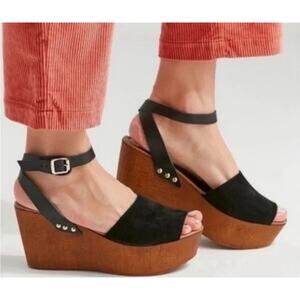 Seychelles Forward Black Suede Open Toe Wedge Sandals     Size: EU 38 / US 7